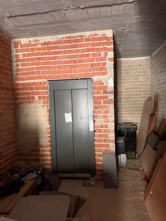 Commercial Property, For Sale