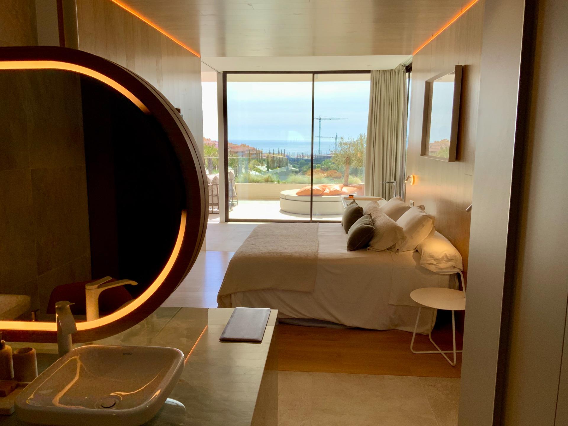 2 Bed, 2 Bath, ApartmentFor Sale, Fuengirola, Malaga