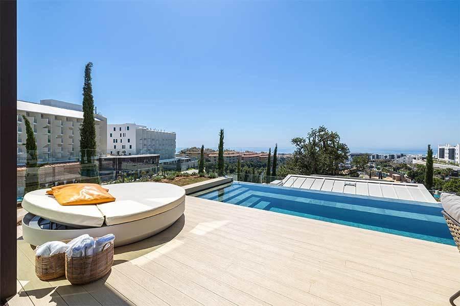 4 Bed, 3 Bath, HouseFor Sale, Fuengirola, Malaga