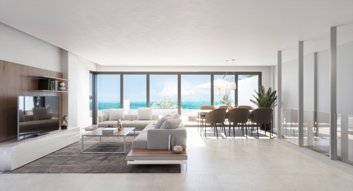 4 Bed, 3 Bath, ApartmentFor Sale, Estepona, Malaga