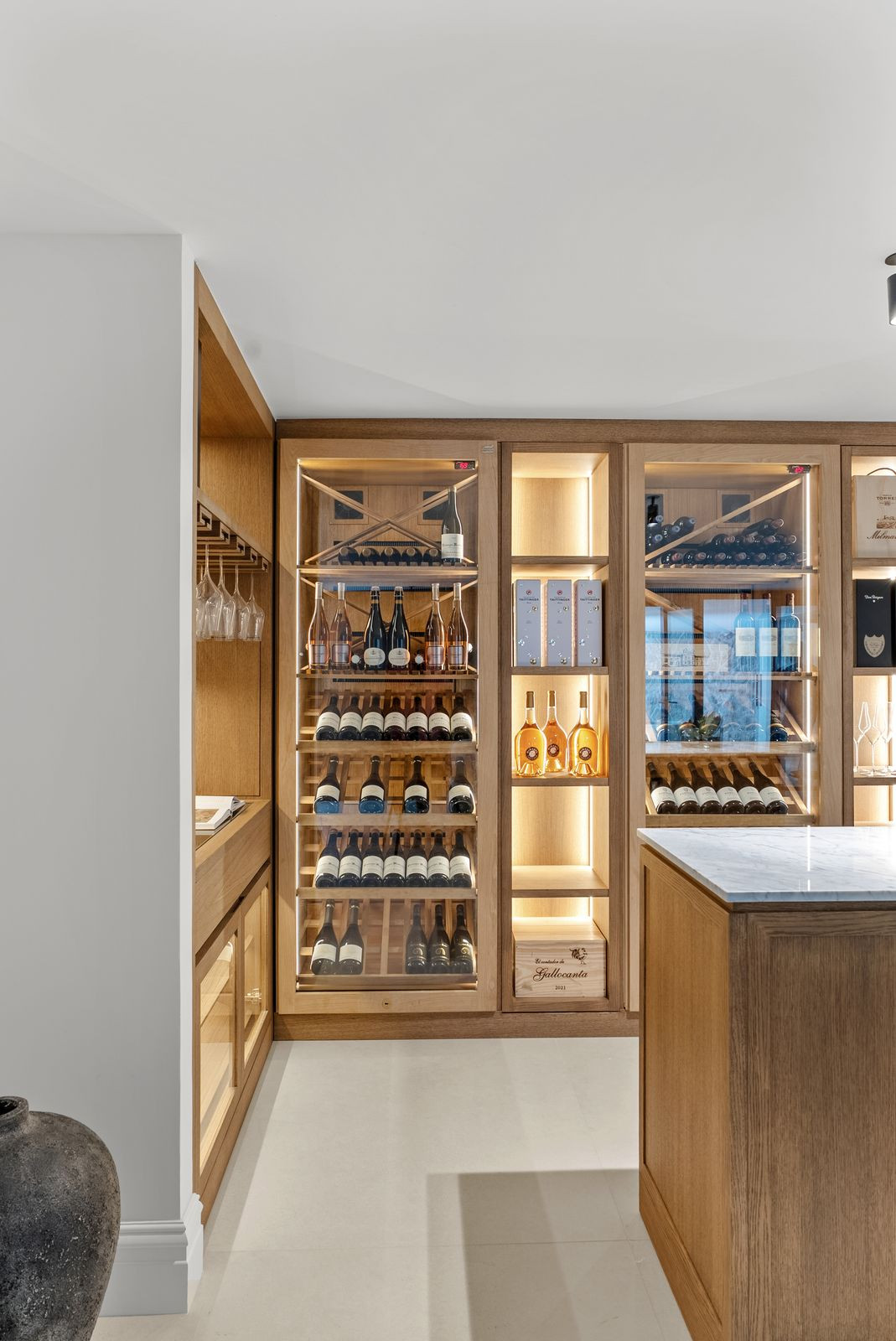 4 Bed, 6 Bath, HouseFor Sale, Las Brisas, Malaga