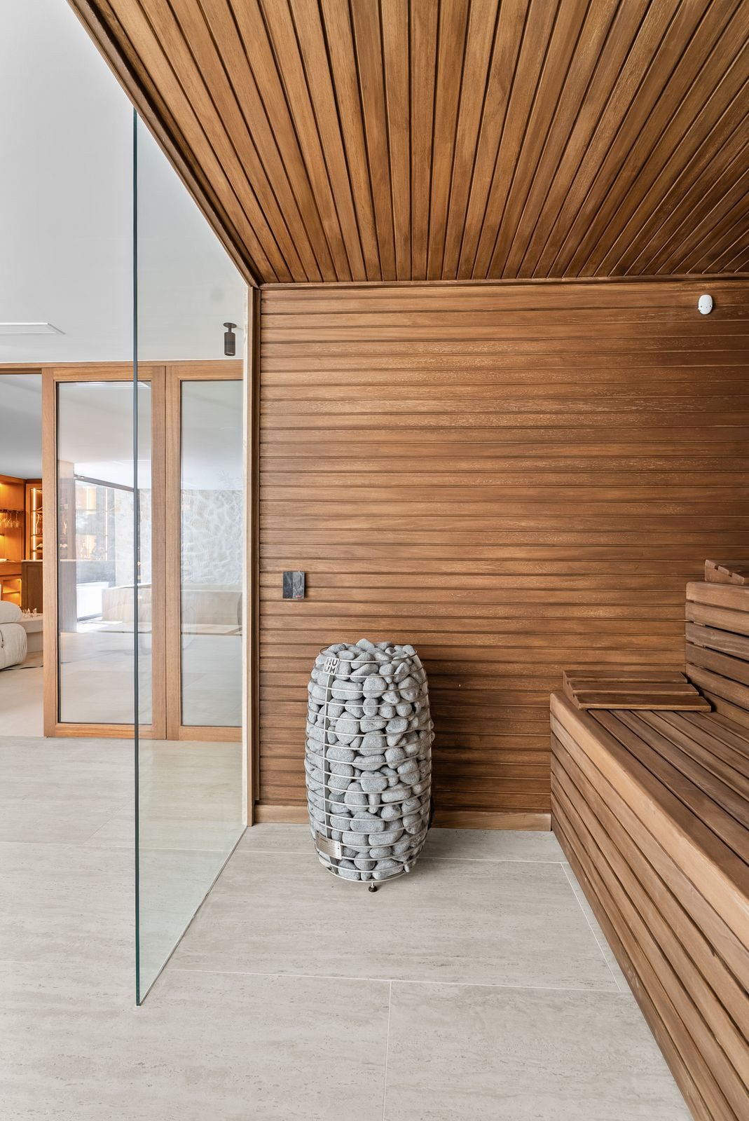 4 Bed, 6 Bath, HouseFor Sale, Las Brisas, Malaga