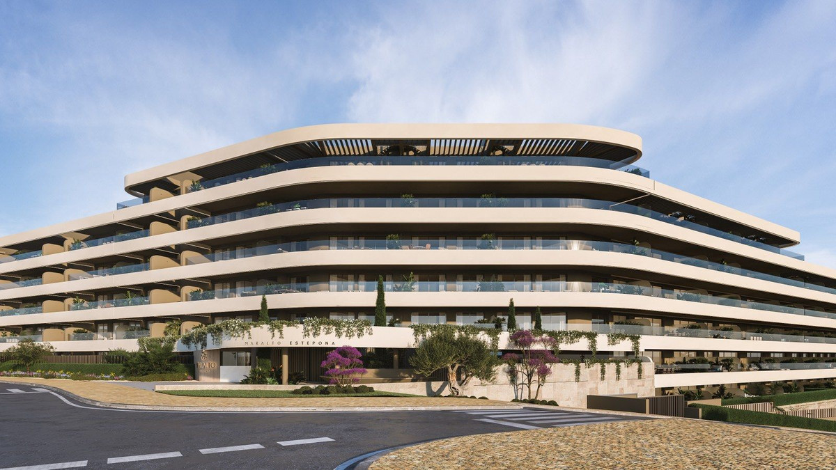 2 Bed, 2 Bath, ApartmentFor Sale, Estepona, Malaga