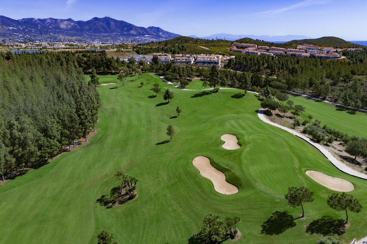 3 Bed, 2 Bath, ApartmentFor Sale, Mijas Costa, Malaga