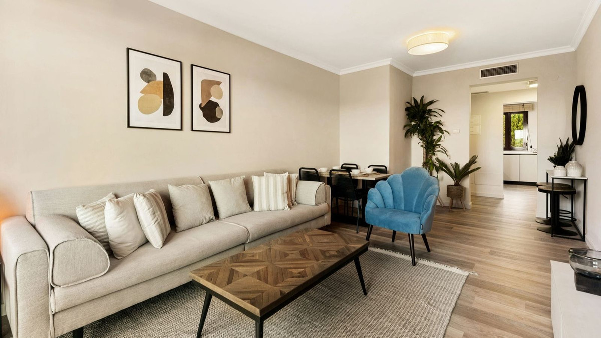 1 Bed, 1 Bath, ApartmentFor Sale, New Golden Mile, Malaga