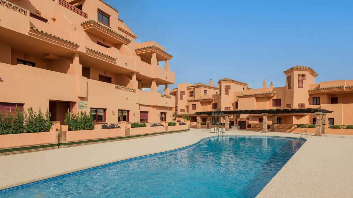 2 Bed, 2 Bath, ApartmentFor Sale, New Golden Mile, Malaga