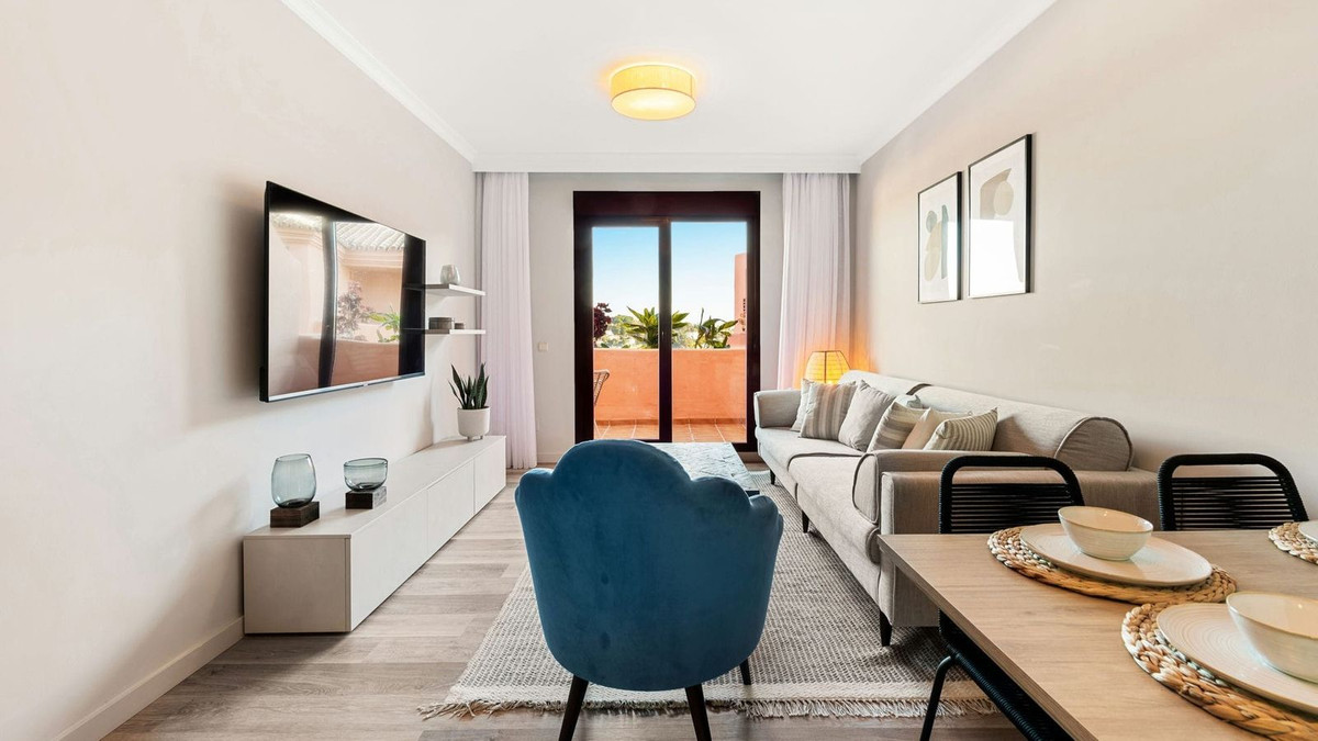 2 Bed, 2 Bath, ApartmentFor Sale, New Golden Mile, Malaga