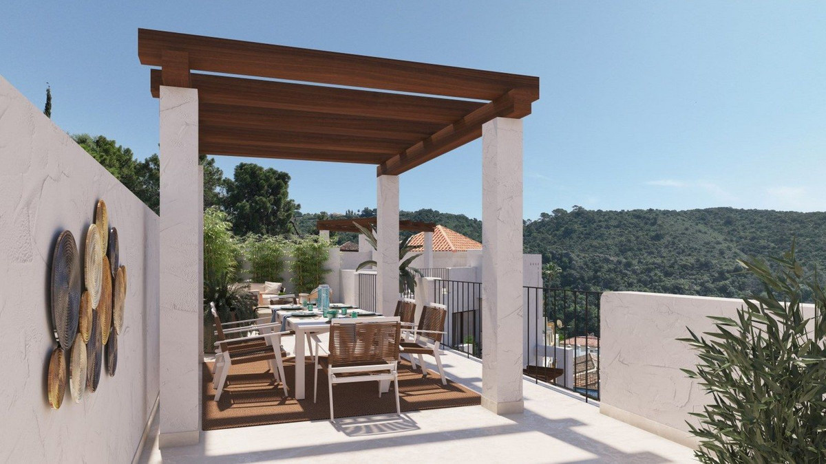 3 Bed, 2 Bath, ApartmentFor Sale, Benahavis, Malaga