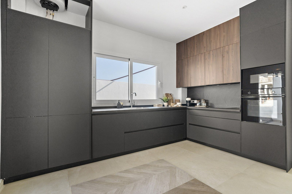 3 Bed, 2 Bath, HouseFor Sale, Mijas Costa, Malaga