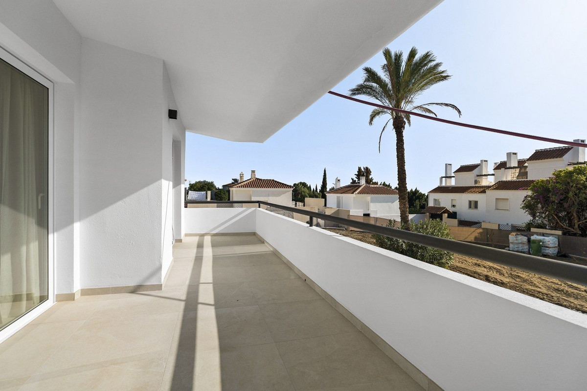 3 Bed, 2 Bath, HouseFor Sale, Mijas Costa, Malaga