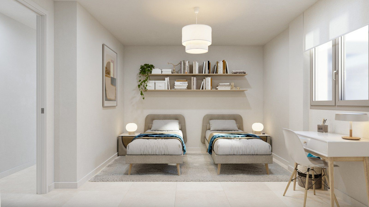 3 Bed, 2 Bath, ApartmentFor Sale, Fuengirola, Malaga