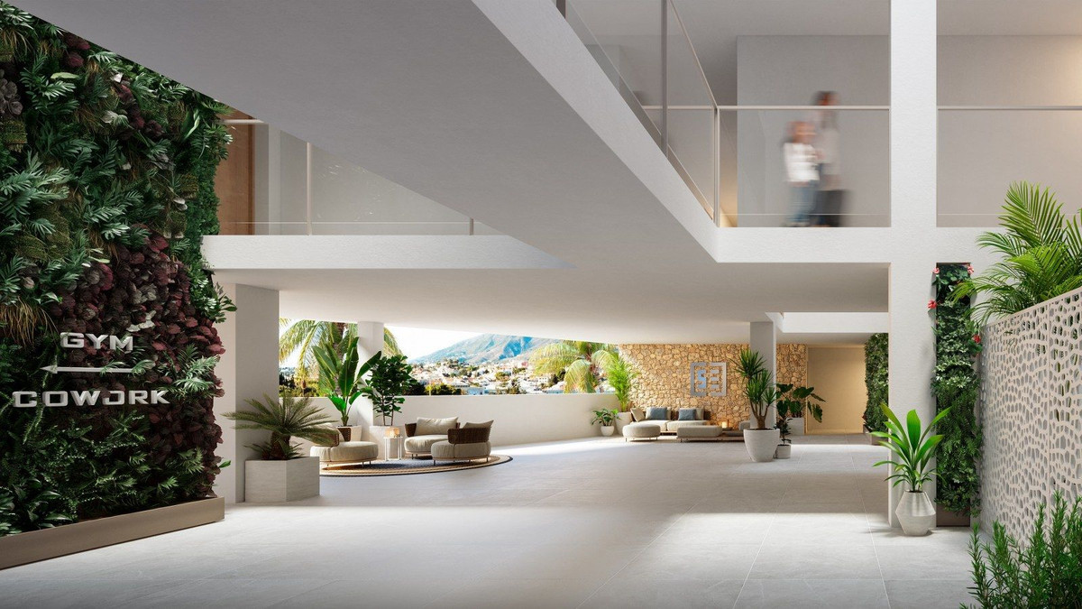 3 Bed, 2 Bath, ApartmentFor Sale, Fuengirola, Malaga