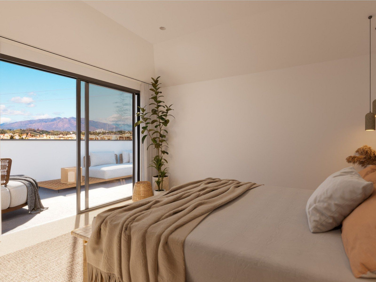 2 Bed, 2 Bath, ApartmentFor Sale, Fuengirola, Malaga