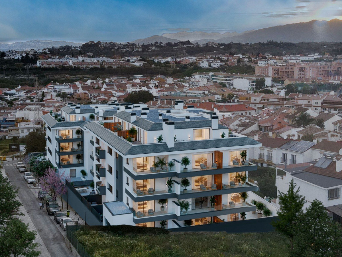 2 Bed, 2 Bath, ApartmentFor Sale, Fuengirola, Malaga