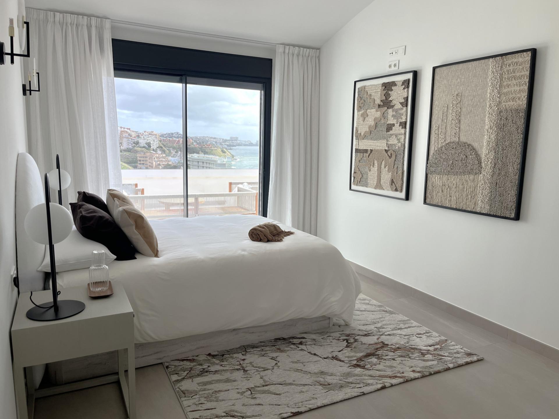 3 Bed, 2 Bath, ApartmentFor Sale, Fuengirola, Malaga