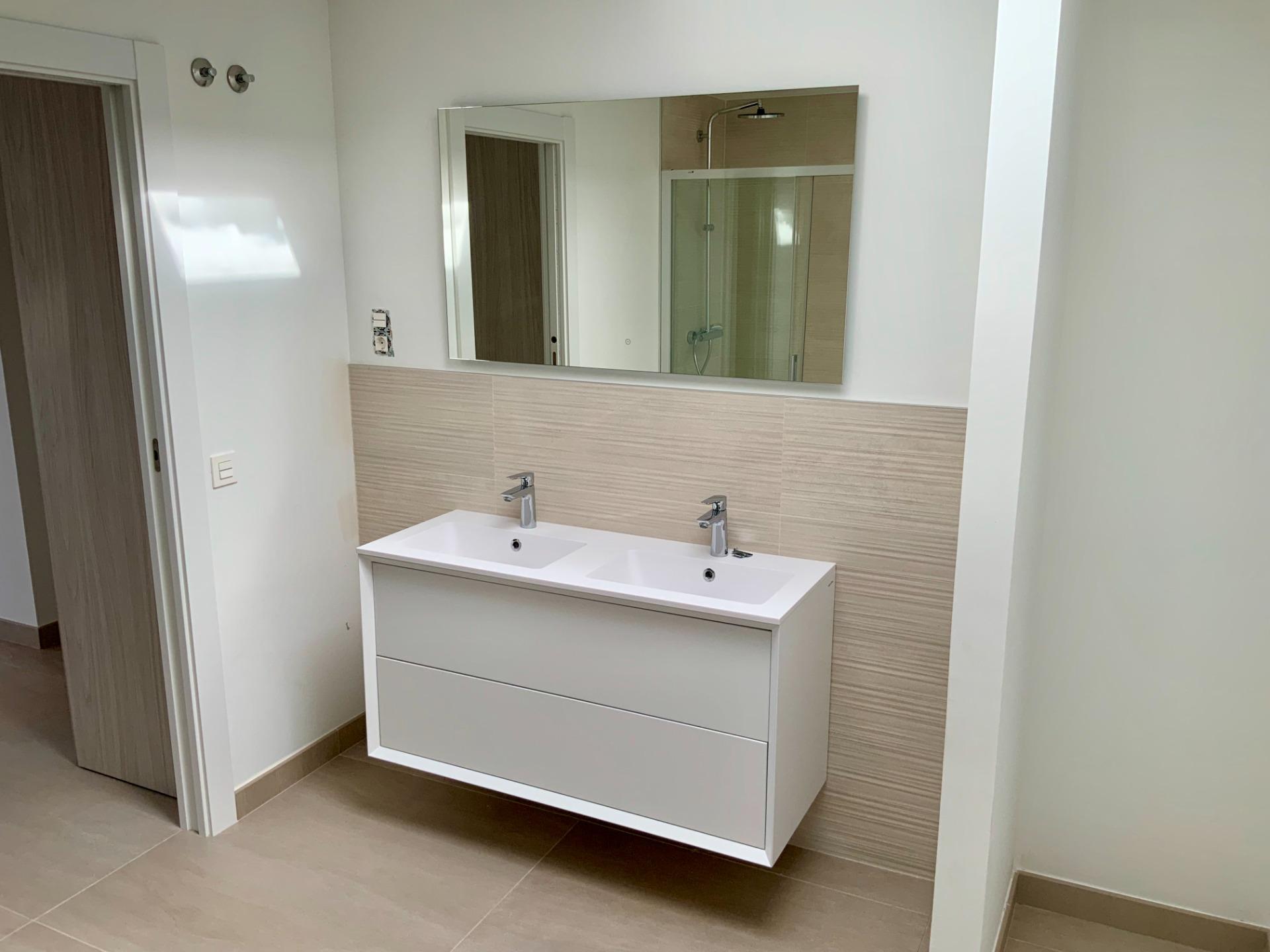 3 Bed, 2 Bath, ApartmentFor Sale, Fuengirola, Malaga