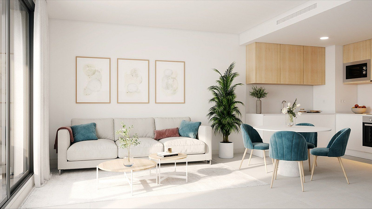 3 Bed, 2 Bath, ApartmentFor Sale, Malaga, Malaga