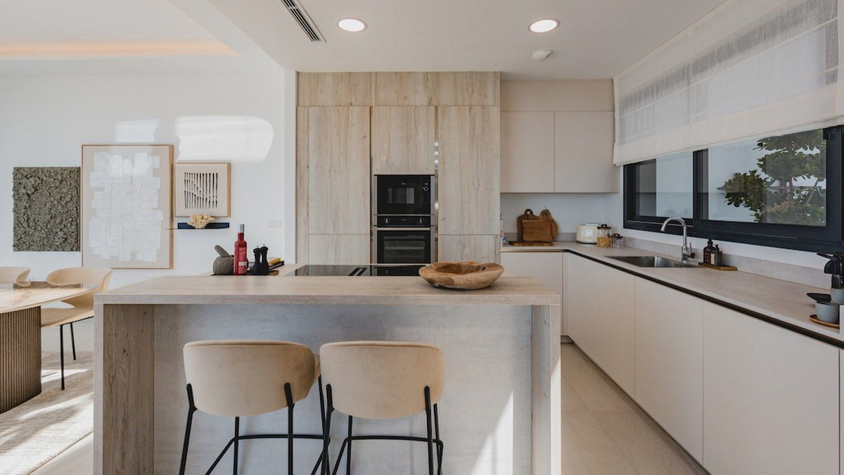 4 Bed, 5 Bath, HouseFor Sale, Marbella, Malaga