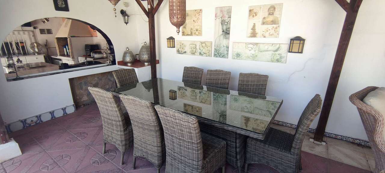 4 Bed, 3 Bath, HouseFor Sale, Sax, Alicante