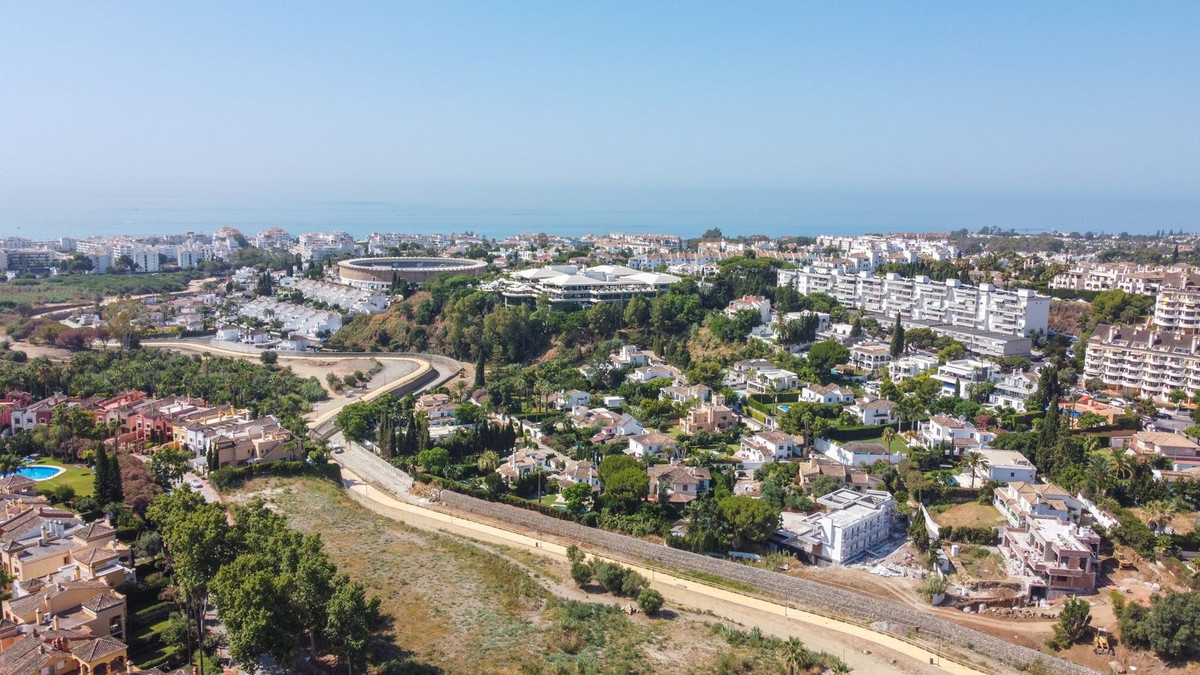 1 Bed, 1 Bath, HouseFor Sale, Nueva Andalucia, Malaga