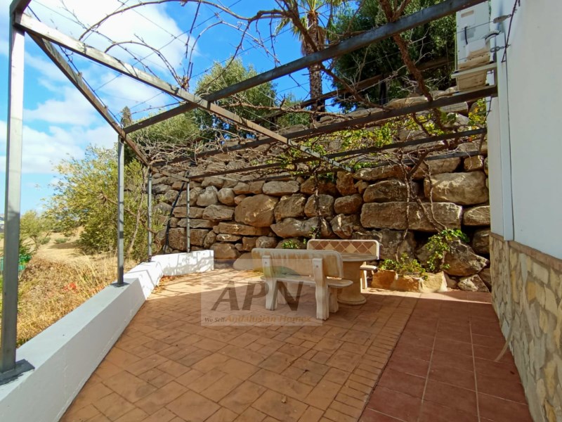 3 Bed, 2 Bath, HouseFor Sale, Álora, Malaga