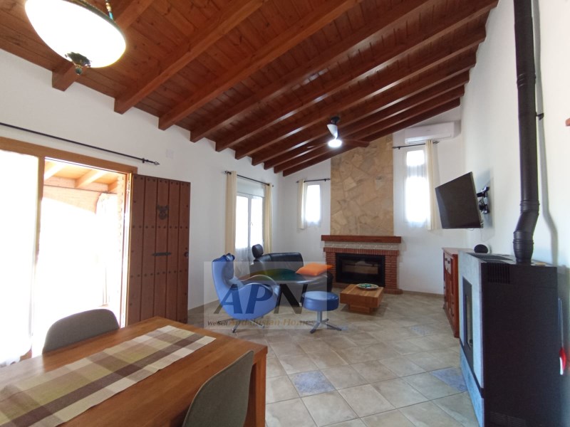 3 Bed, 2 Bath, HouseFor Sale, Álora, Malaga