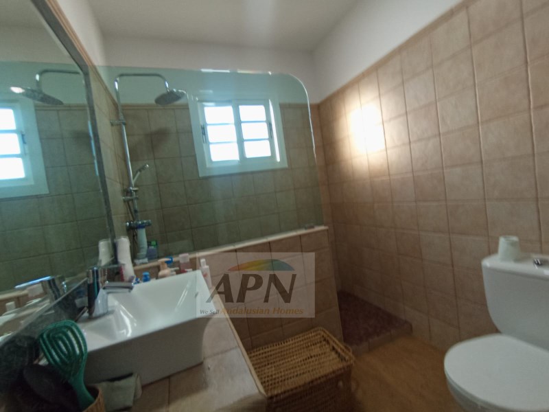 4 Bed, 2 Bath, HouseFor Sale, Pizarra, Malaga