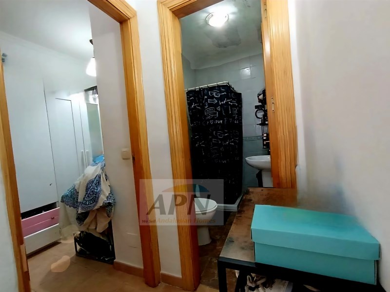 3 Bed, 1 Bath, ApartmentFor Sale, Álora, Malaga