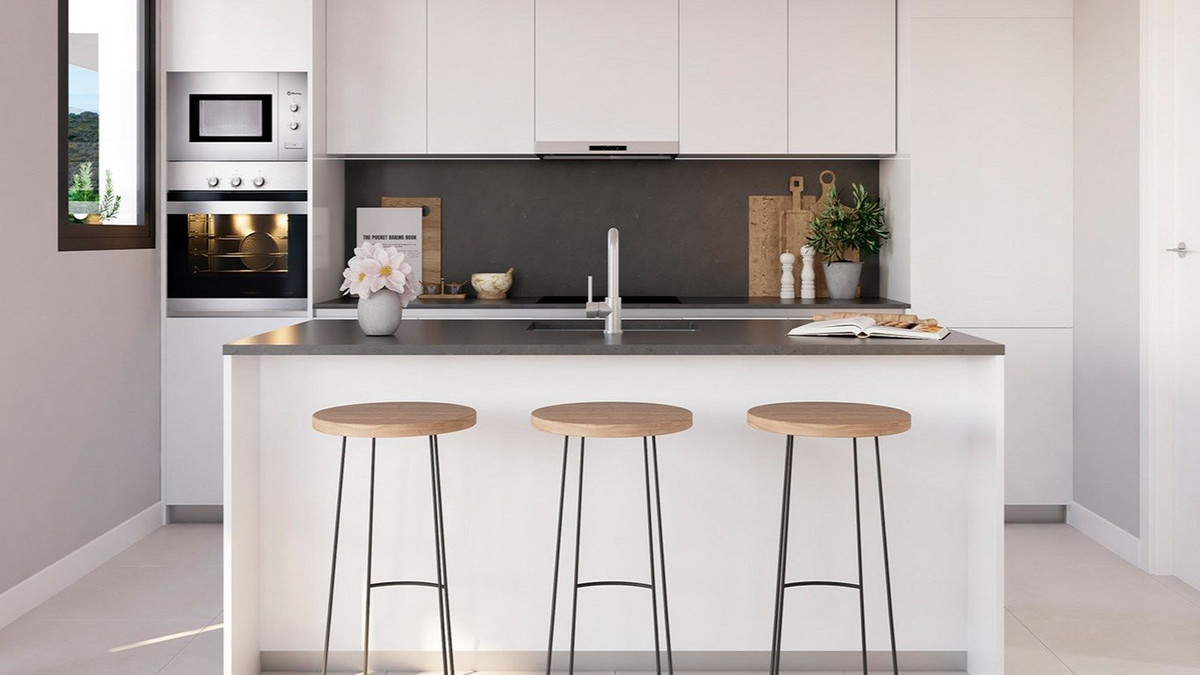 4 Bed, 3 Bath, ApartmentFor Sale, Casares Playa, Malaga