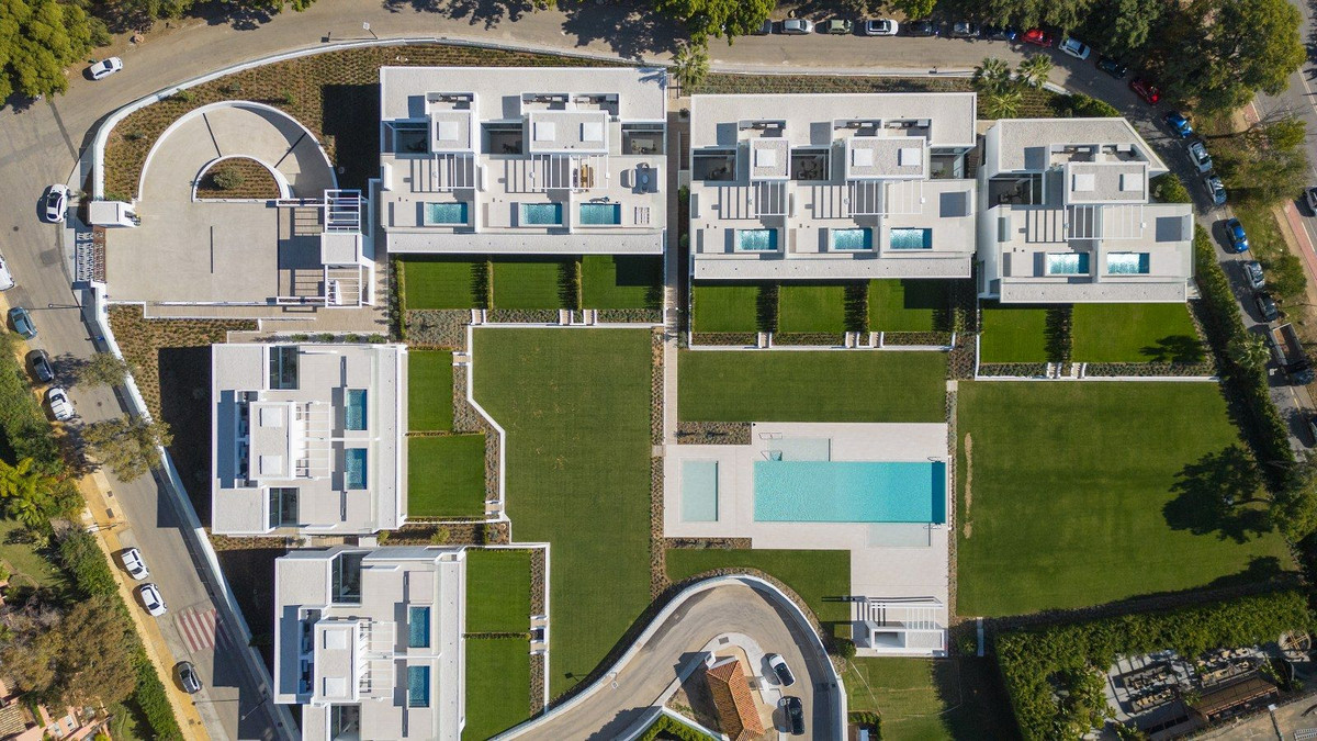 4 Bed, 4 Bath, HouseFor Sale, Marbella, Malaga