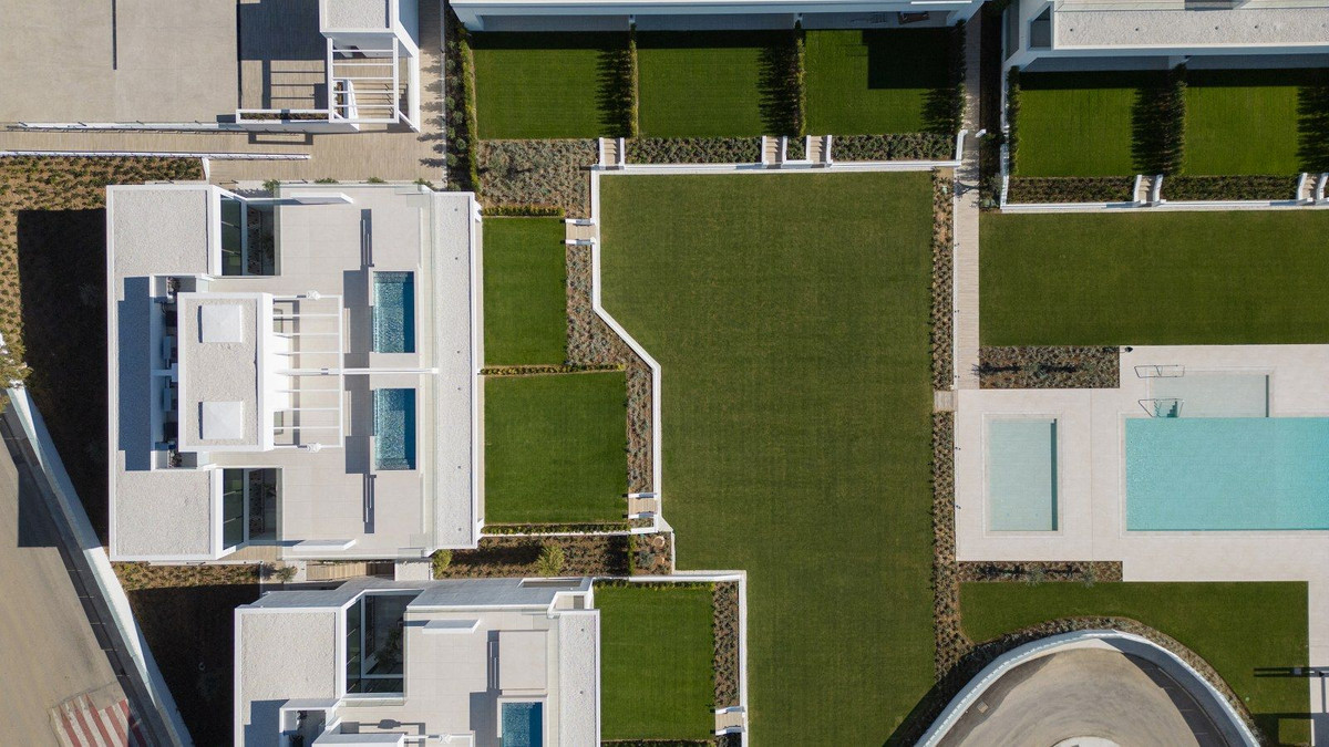 4 Bed, 4 Bath, HouseFor Sale, Marbella, Malaga