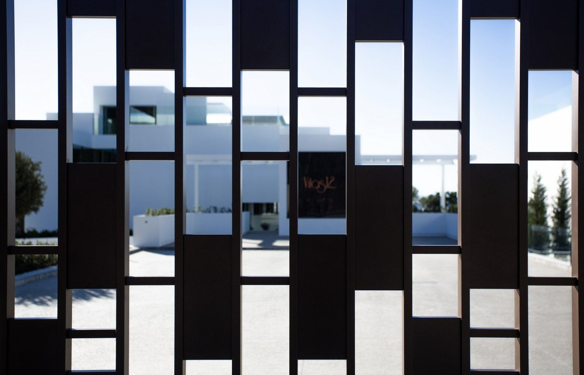 4 Bed, 4 Bath, HouseFor Sale, Marbella, Malaga