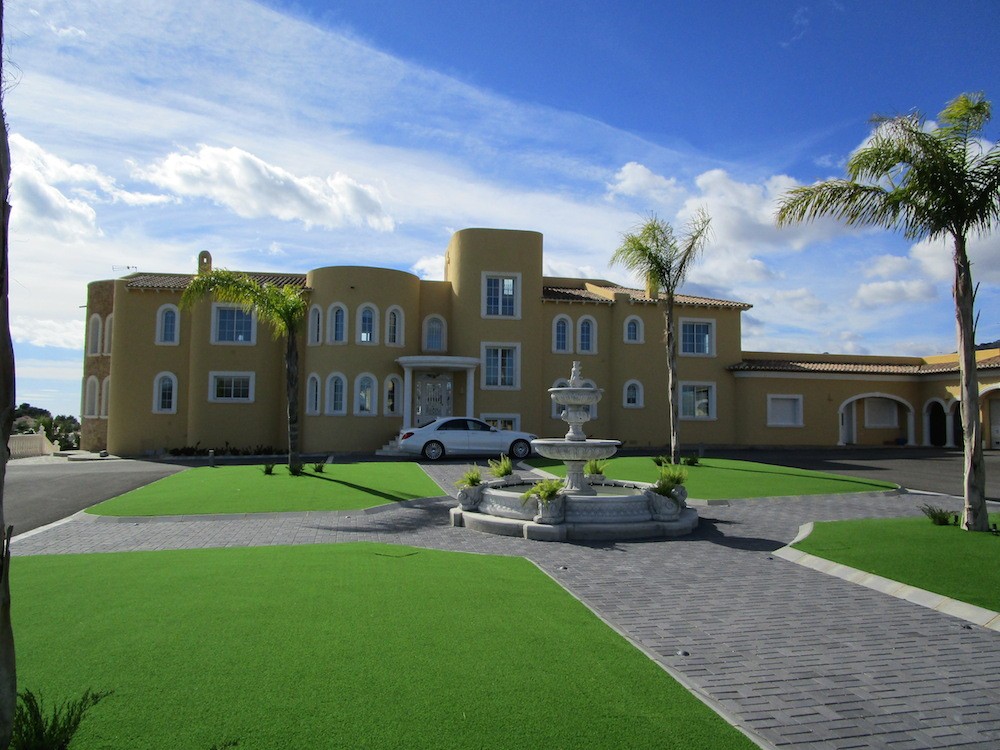 8 Bed, 6 Bath, HouseFor Sale, La Nucia, Alicante