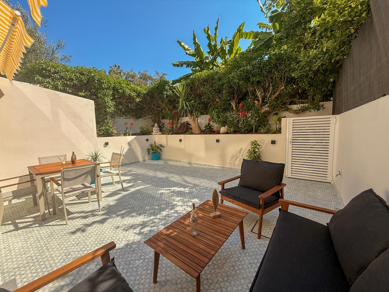 3 Bed, 1 Bath, ApartmentFor Sale, Palma de Mallorca, Baleares