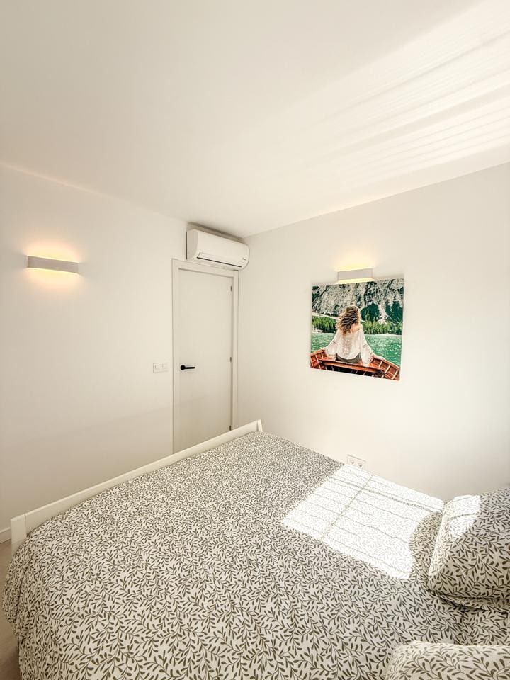 3 Bed, 1 Bath, ApartmentFor Sale, Palma de Mallorca, Baleares