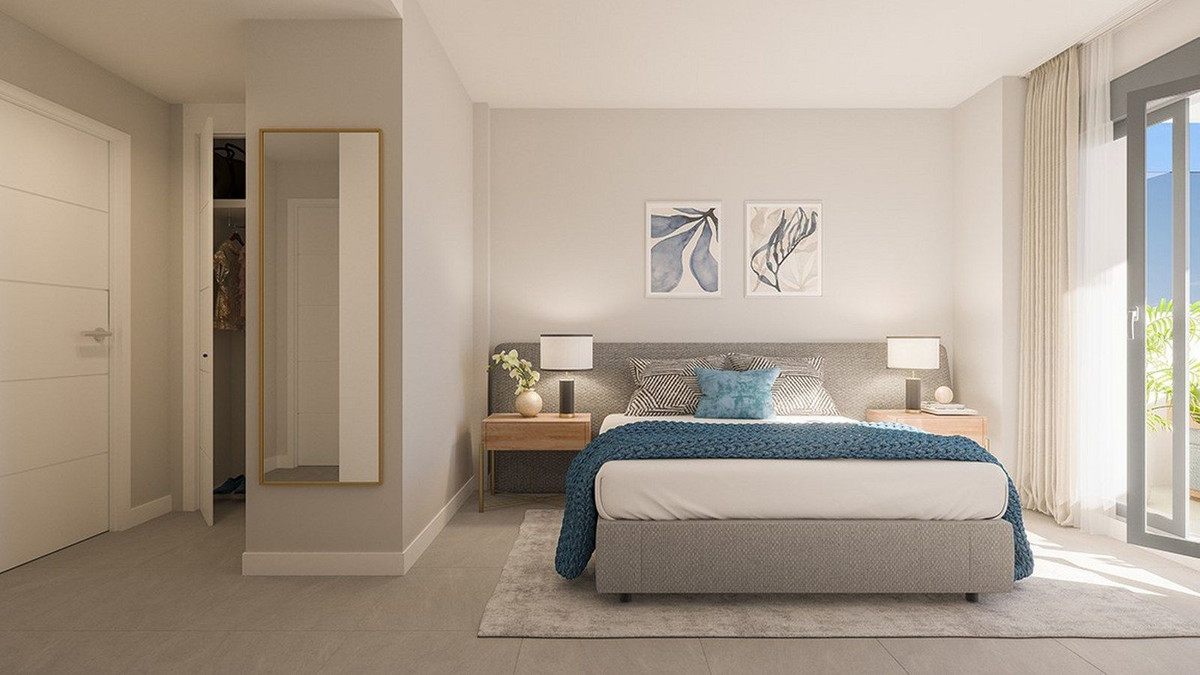 3 Bed, 2 Bath, ApartmentFor Sale, La Duquesa, Malaga