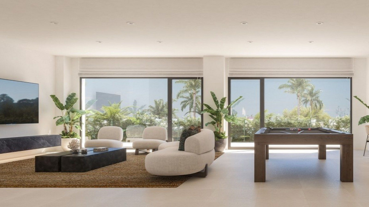 3 Bed, 2 Bath, ApartmentFor Sale, La Duquesa, Malaga