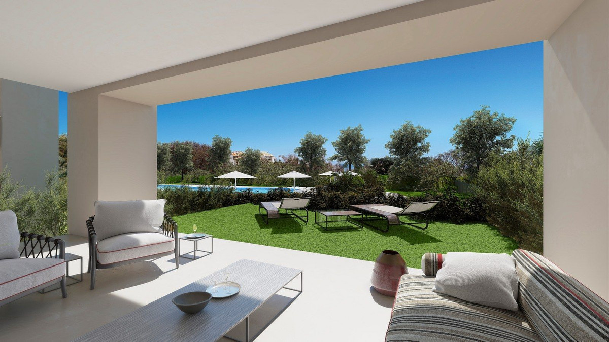 3 Bed, 2 Bath, ApartmentFor Sale, Estepona, Malaga