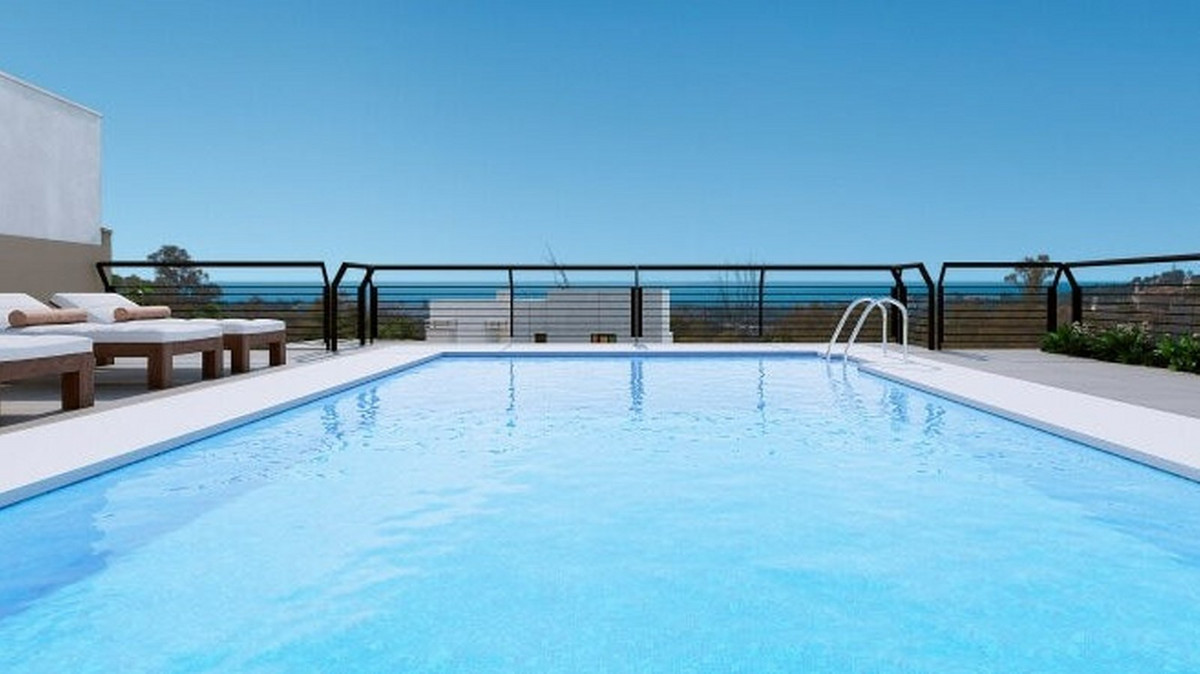 3 Bed, 2 Bath, ApartmentFor Sale, Nueva Andalucia, Malaga