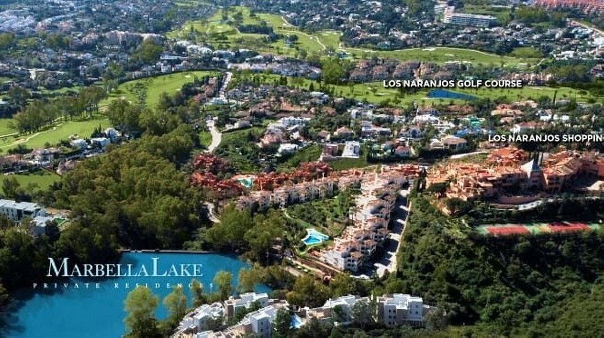 3 Bed, 2 Bath, ApartmentFor Sale, Nueva Andalucia, Malaga