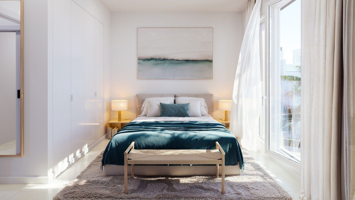 3 Bed, 2 Bath, HouseFor Sale, Fuengirola, Malaga