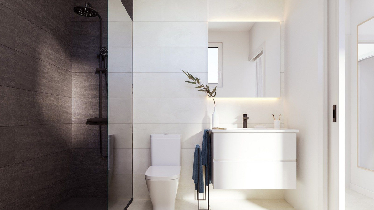 3 Bed, 2 Bath, HouseFor Sale, Fuengirola, Malaga