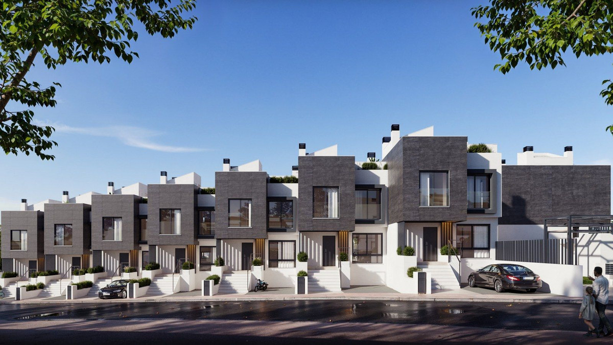 3 Bed, 2 Bath, HouseFor Sale, Fuengirola, Malaga