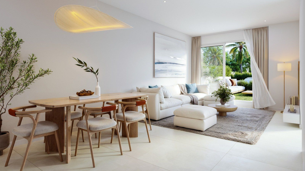 3 Bed, 2 Bath, HouseFor Sale, Fuengirola, Malaga