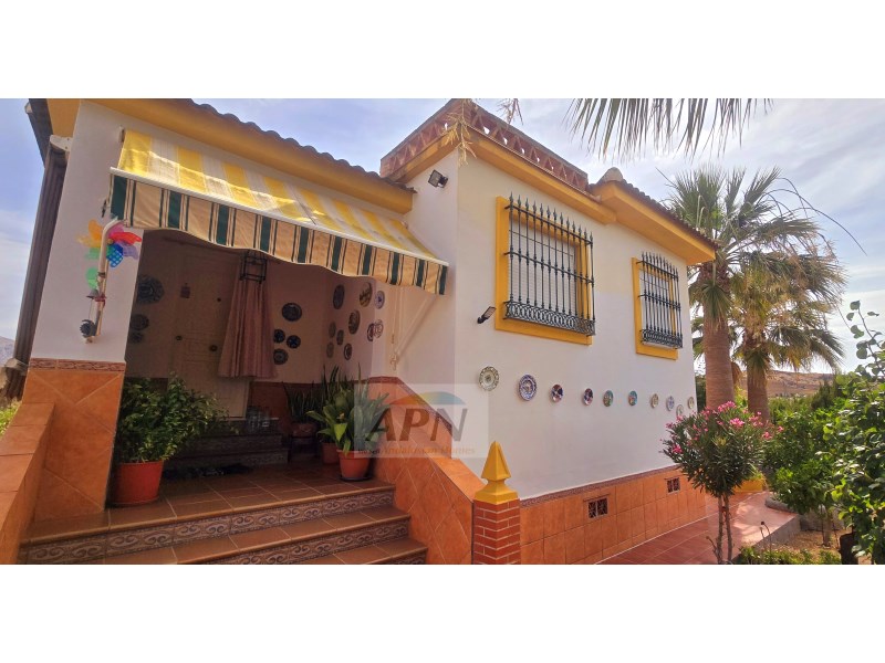3 Bed, 2 Bath, HouseFor Sale, Álora, Malaga