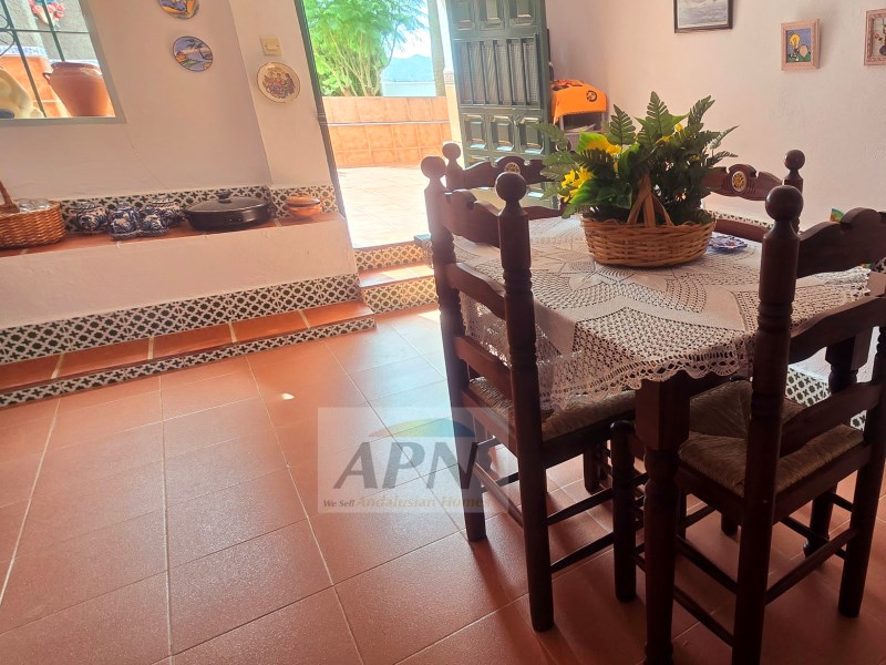 3 Bed, 2 Bath, HouseFor Sale, Álora, Malaga