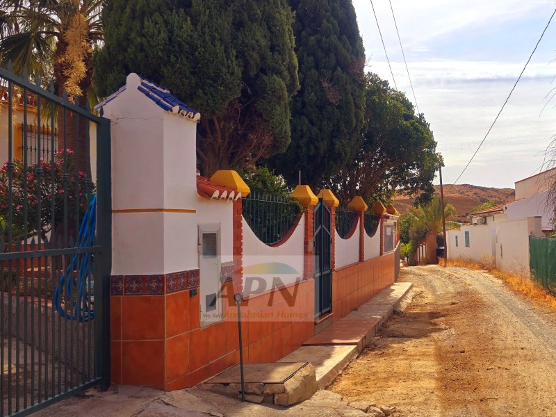 3 Bed, 2 Bath, HouseFor Sale, Álora, Malaga