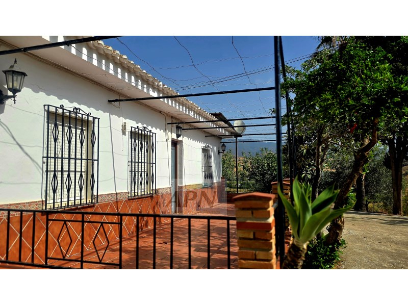 4 Bed, 1 Bath, HouseFor Sale, Álora, Malaga