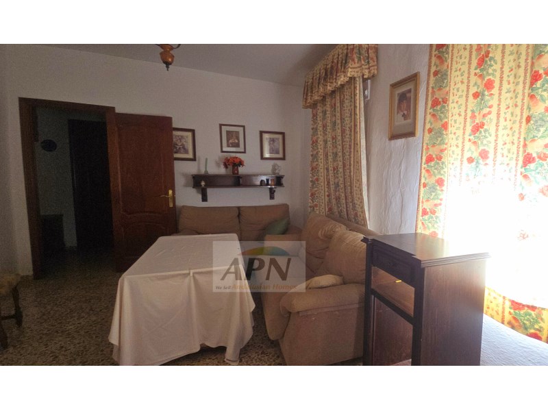 4 Bed, 1 Bath, HouseFor Sale, Álora, Malaga