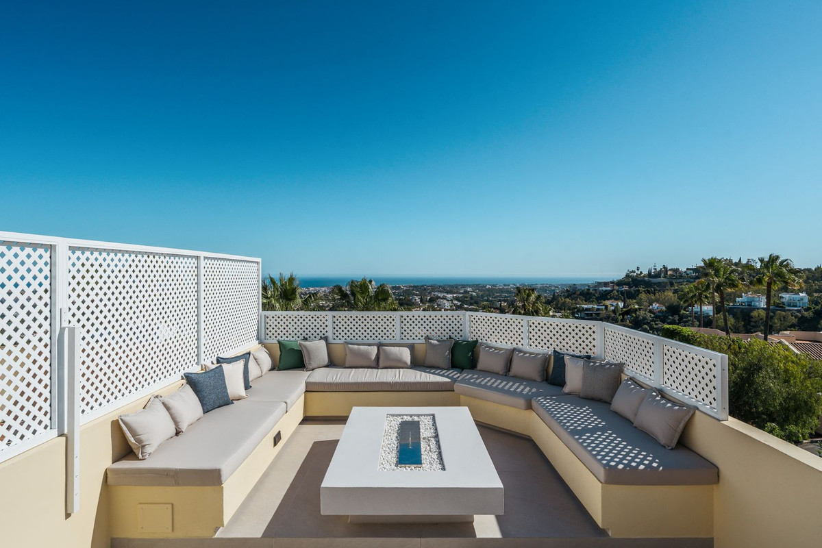 3 Bed, 2 Bath, HouseFor Sale, La Quinta, Malaga